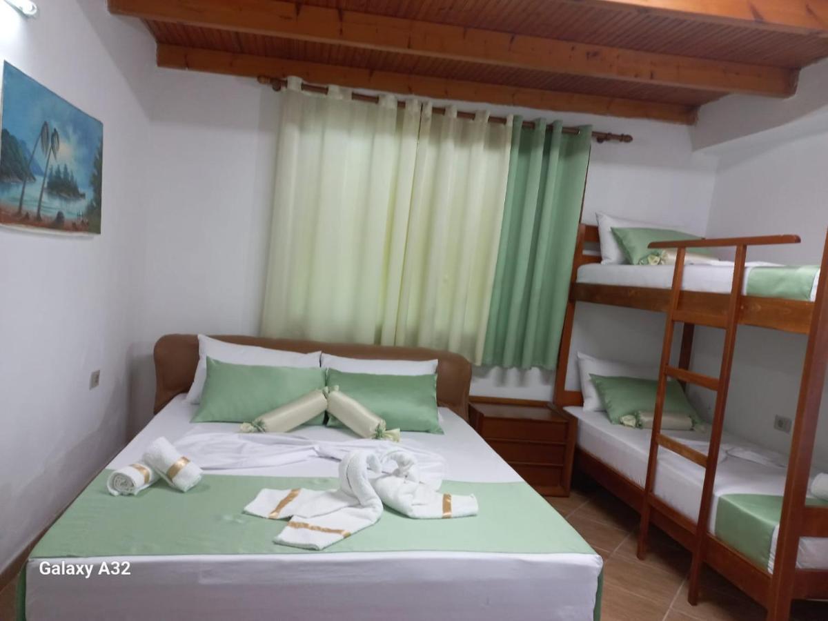 Green Oasis Holiday Home Vlorë Exteriör bild