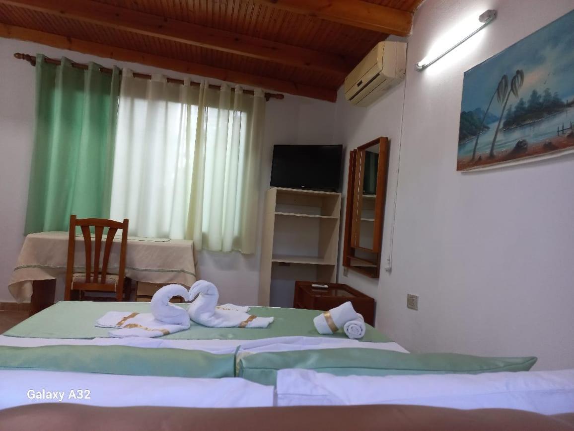Green Oasis Holiday Home Vlorë Exteriör bild