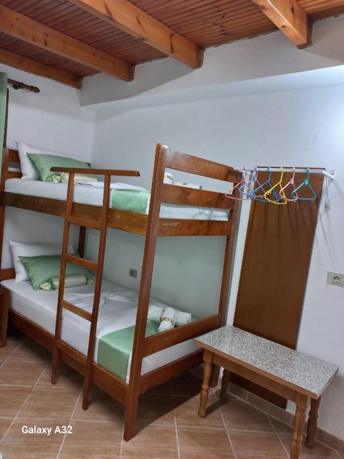 Green Oasis Holiday Home Vlorë Exteriör bild